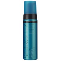 Step Into the Glow with Our Unique Spray Tanning Course